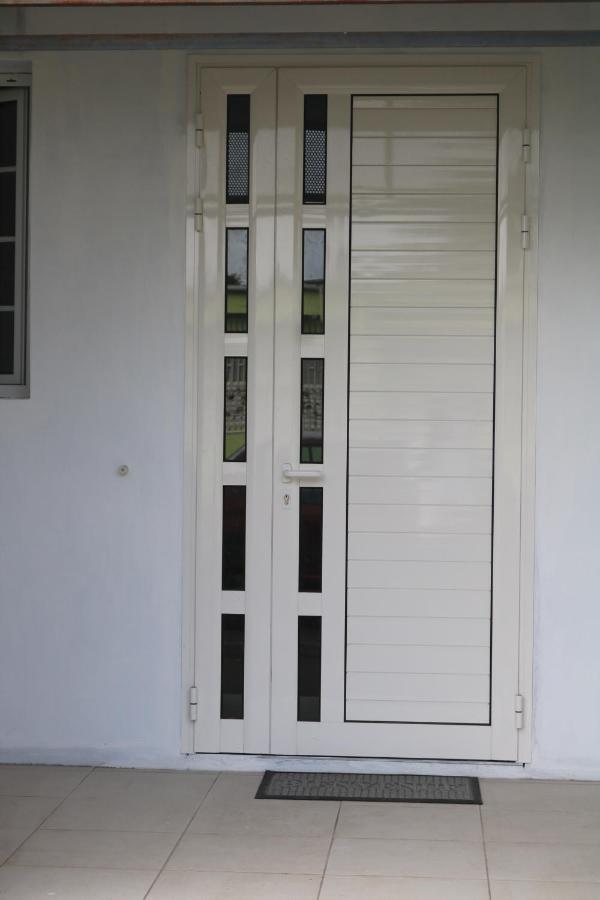 Le Moringa Apartamento Baie-Mahault Exterior foto
